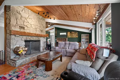 424 Laroe Road, Chester, NY 10918 - Photo 1