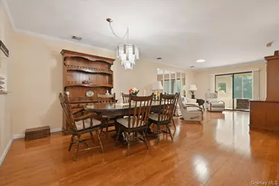 90 Knolls Drive, Stony Brook, NY 11790 - Photo 8