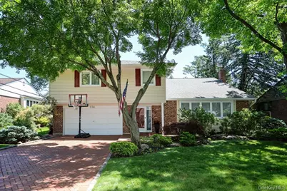 238 Birch Drive, Roslyn, NY 11576 - Photo 2