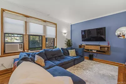 160-15 Powells Cove Boulevard #C7, Whitestone, NY 11357 - Photo 4