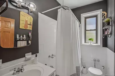 160-15 Powells Cove Boulevard #C7, Whitestone, NY 11357 - Photo 12