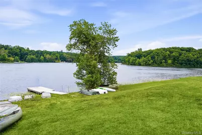 262 Old Farm Lane, Mohegan Lake, NY 10547 - Photo 30