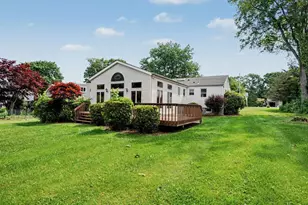 42 Kelly Ridge Rd, Carmel, NY 10512 - Photo 2
