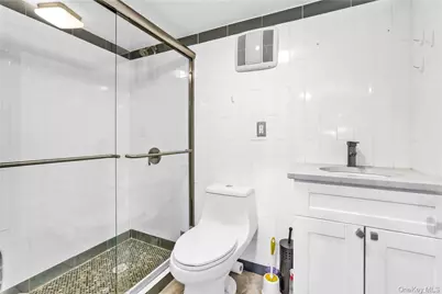 424 Jamaica Avenue, Brooklyn, NY 11208 - Photo 26