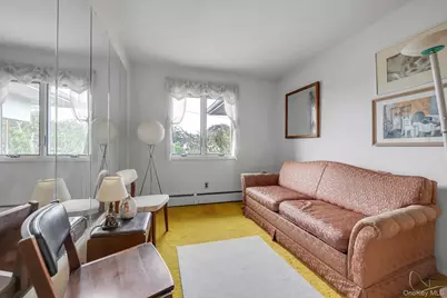 2961 Hewlett Avenue, Merrick, NY 11566 - Photo 8