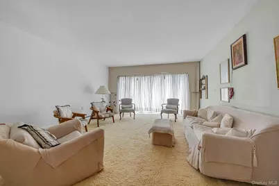 2961 Hewlett Avenue, Merrick, NY 11566 - Photo 2