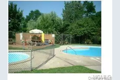 284 Sneden Place W #284, Spring Valley, NY 10977 - Photo 34