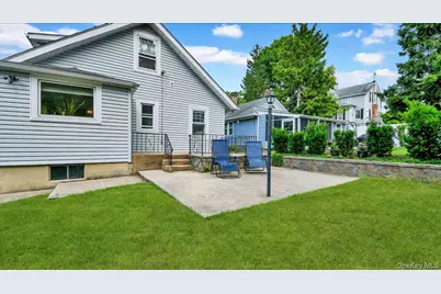 9 Howard Avenue, White Plains, NY 10606 - Photo 18