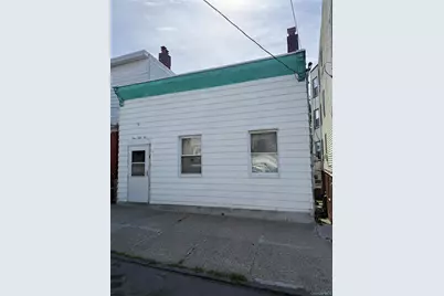 162 Voss Avenue, Yonkers, NY 10703 - Photo 1