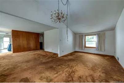 1614 N Gardiner Drive, Bay Shore, NY 11706 - Photo 10