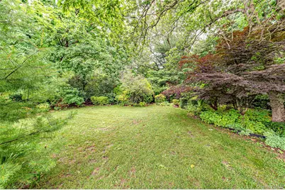 1614 N Gardiner Drive, Bay Shore, NY 11706 - Photo 26
