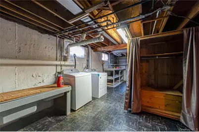 1614 N Gardiner Drive, Bay Shore, NY 11706 - Photo 24