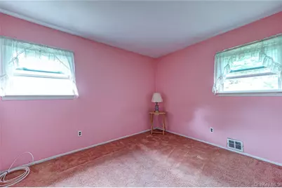 1614 N Gardiner Drive, Bay Shore, NY 11706 - Photo 18