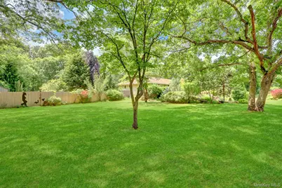 1304 Sycamore Avenue, Bohemia, NY 11716 - Photo 26