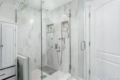 70 Massachusetts Avenue, Bay Shore, NY 11706 - Photo 6