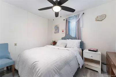 70 Massachusetts Avenue, Bay Shore, NY 11706 - Photo 8