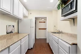 70 Massachusetts Ave, Bay Shore, NY 11706 - Photo 20