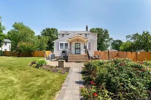 70 Massachusetts Ave, Bay Shore, NY 11706 - Photo 22