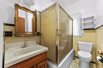 1804 Muliner Avenue, Bronx, NY 10462 - Photo 20