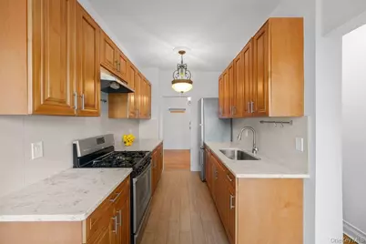 7119 Shore Road #3E, Brooklyn, NY 11209 - Photo 4