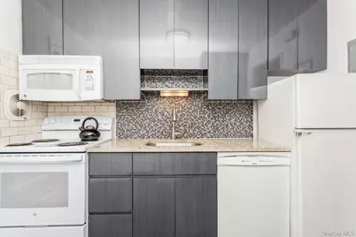 51 Cross Street #3A, Bronxville, NY 10708 - Photo 8