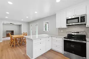 35 S Quincy Ct S, Goldens Bridge, NY 10526 - Photo 2