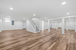 300 Demott Ave, Rockville Centre, NY 11570 - Photo 36