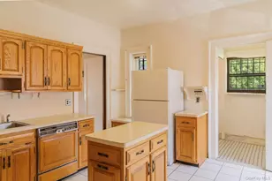 108-29 69th Ave, Forest Hills, NY 11375 - Photo 6