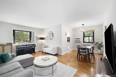 58-42 246th Crescent #1, Douglaston, NY 11362 - Photo 4