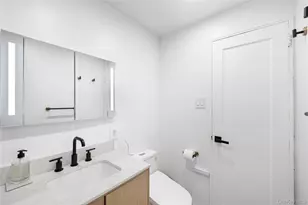 58-42 246th Crescent, Douglaston, NY 11362 - Photo 10