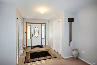 25A Reynolds Street #A, Huntington Station, NY 11746 - Photo 4