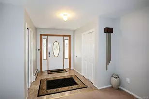 25A Reynolds St, Huntington Station, NY 11746 - Photo 4