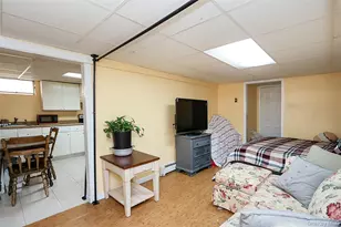 25A Reynolds St, Huntington Station, NY 11746 - Photo 34
