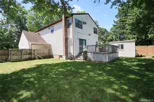 25A Reynolds St, Huntington Station, NY 11746 - Photo 40