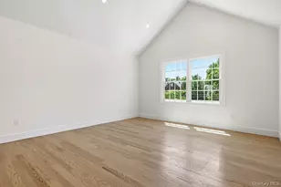 43 Highland Ave, Port Washington, NY 11050 - Photo 20
