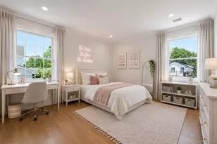 43 Highland Ave, Port Washington, NY 11050 - Photo 30