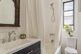 35 Crown, Brooklyn, NY 11225 - Photo 12