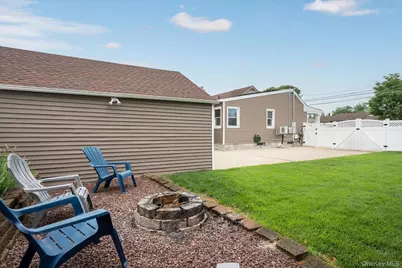 59 Lambert Avenue, Farmingdale, NY 11735 - Photo 20