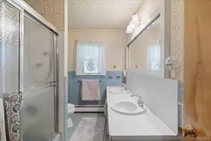 22 Stephens Ct, Hauppauge, NY 11788 - Photo 20