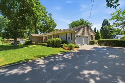 22 Stephens Court, Hauppauge, NY 11788 - Photo 32