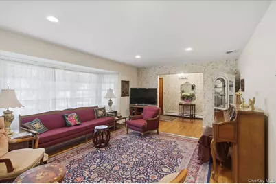 22 Stephens Court, Hauppauge, NY 11788 - Photo 6