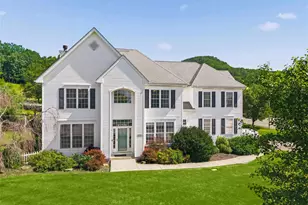 2 Elgin Ct, Highland Mills, NY 10930 - Photo 4