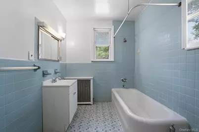 4309 Vireo Avenue, Bronx, NY 10470 - Photo 22