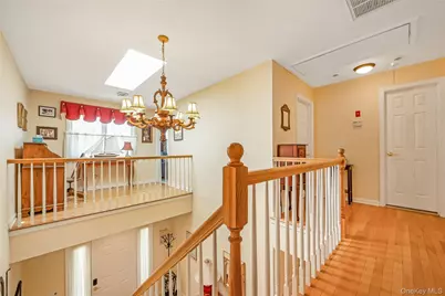 1302 Willow Pond Drive, Riverhead, NY 11901 - Photo 20