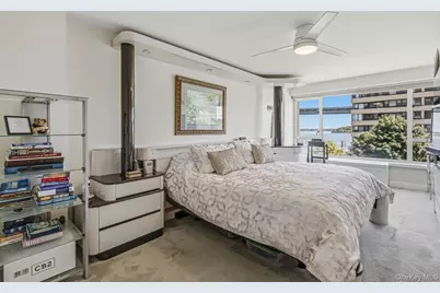 166-25 Powells Cove Boulevard #4M, Whitestone, NY 11357 - Photo 18