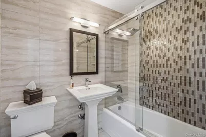 166-25 Powells Cove Boulevard #4M, Whitestone, NY 11357 - Photo 16