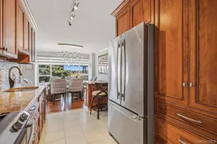 166-25 Powells Cove Blvd, Whitestone, NY 11357 - Photo 12