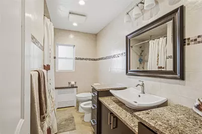 186 N Stratford, Roslyn Heights, NY 11577 - Photo 18