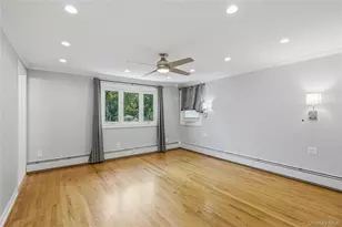 186 N Stratford, Roslyn Heights, NY 11577 - Photo 24