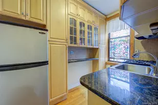 167-10 Crocheron Ave, Flushing, NY 11358 - Photo 8